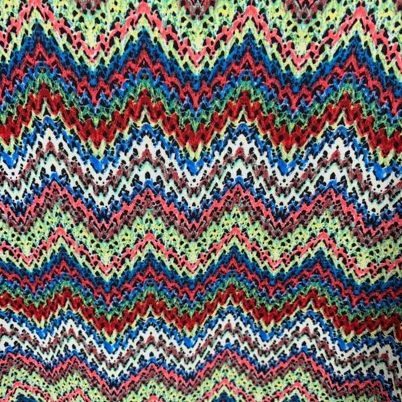 Lush Multicolor Chevron Cap Sleeve Slouchy Top M - Picture 2 of 8
